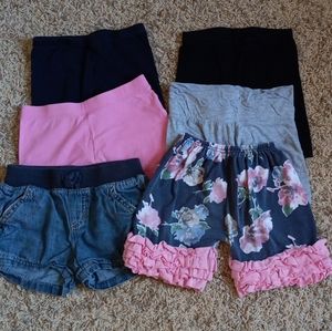 Bundle of 6 pairs of shorts 5T